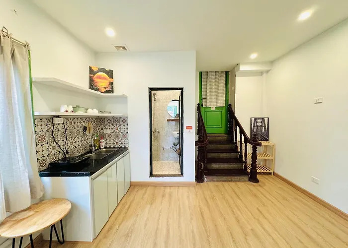 Shii Apartment